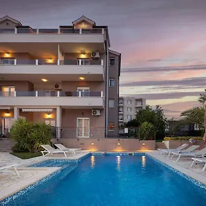 Apartment Sunny Garden A2, Split